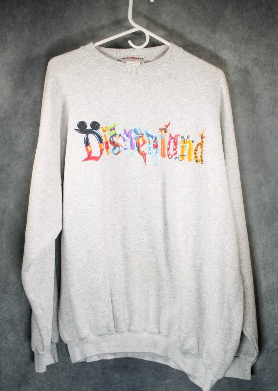 Vintage 90s Disneyland Mickey & Friends Character Embroidered Crewneck Sweatshir